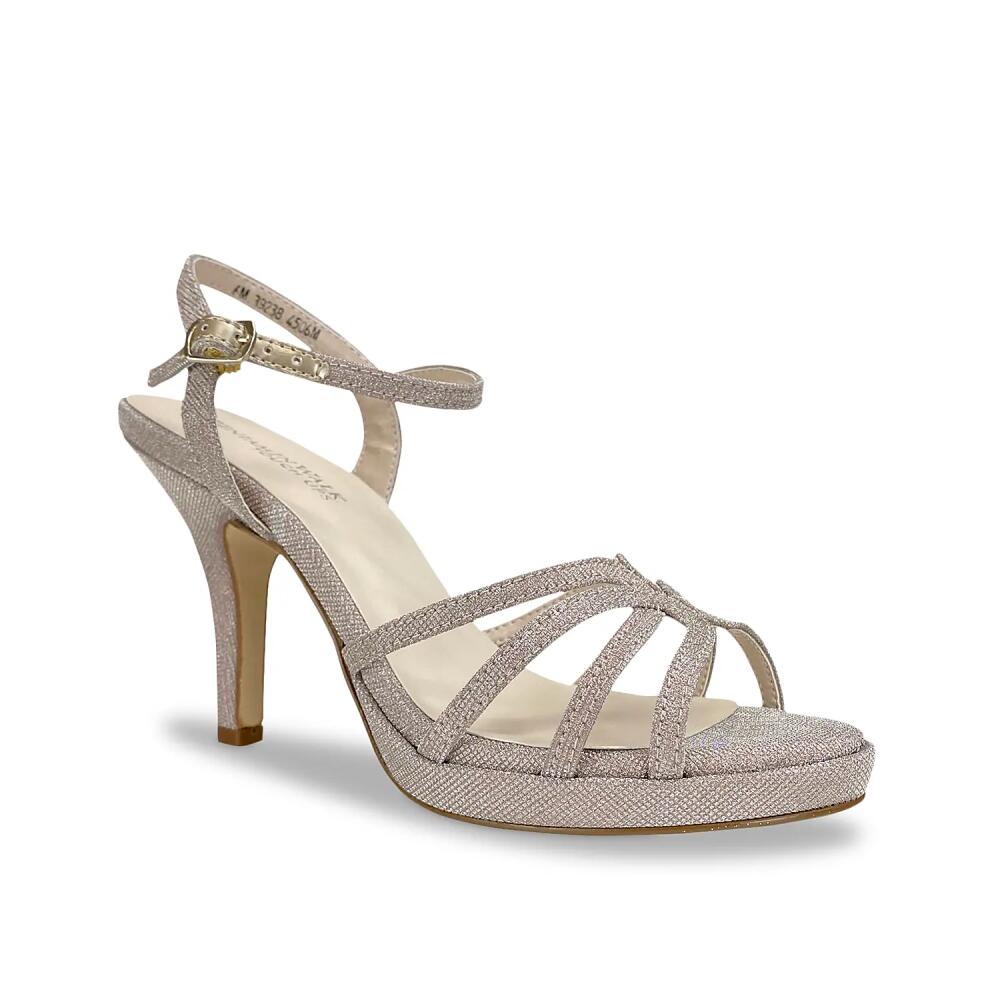 Touch Ups by Benjamin Walk Mae Platform Sandal | Women's | Champagne Cover