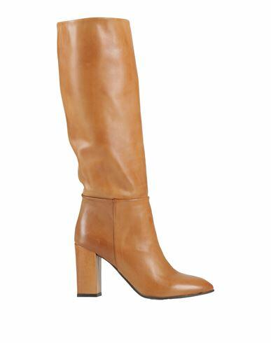 Miss Unique Woman Boot Tan Calfskin Cover