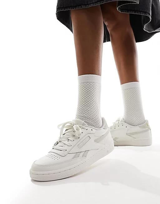 Reebok Club C 85 sneaker in white and beige Cover