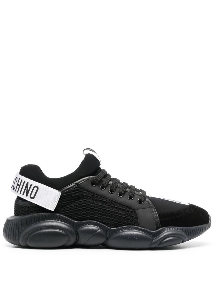 Moschino logo pull tab low-top sneakers - Black Cover