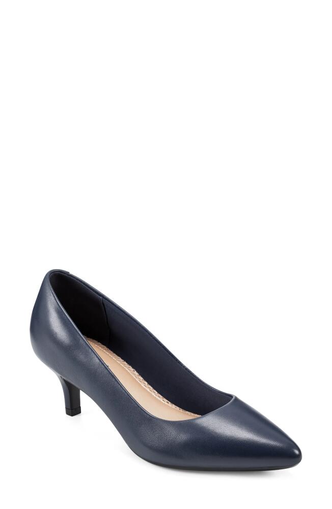 Easy Spirit Lexie Kitten Heel Pump in Dark Blue Cover