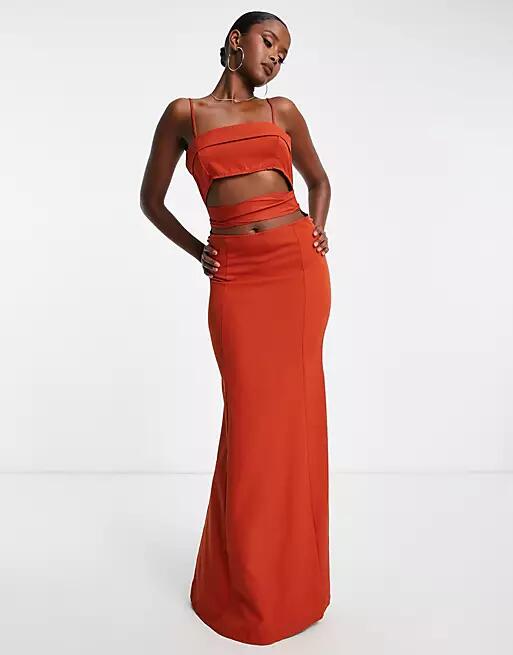 Trendyol maxi dress with tie waist cut out in red Cover