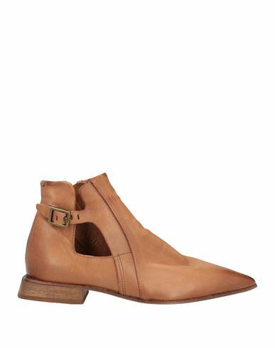 A. s.98 Woman Ankle boots Camel Soft Leather Cover