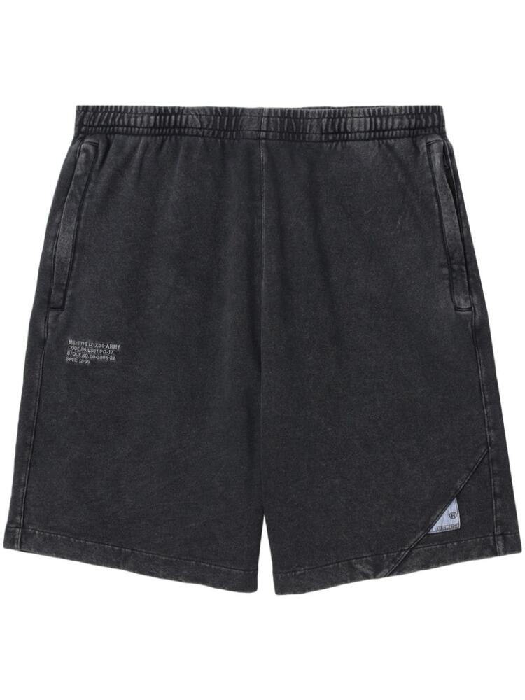 izzue logo-patch cotton shorts - Black Cover