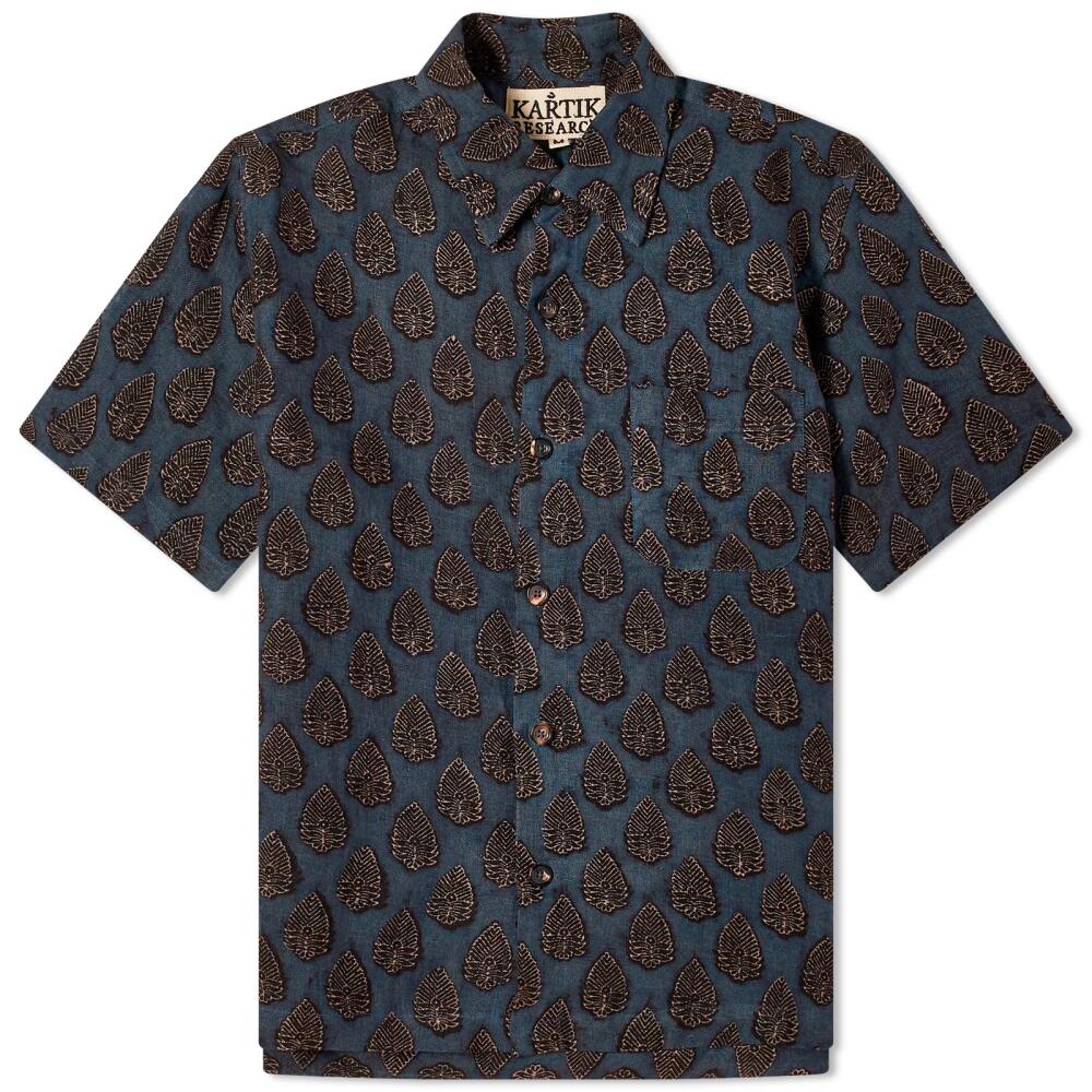 Kartik Research Men's Hand Block Printed Vacation Shirt in Navy/Black Cover