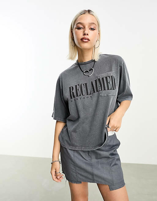 Reclaimed Vintage logo cropped tee in charcoal-Gray Cover