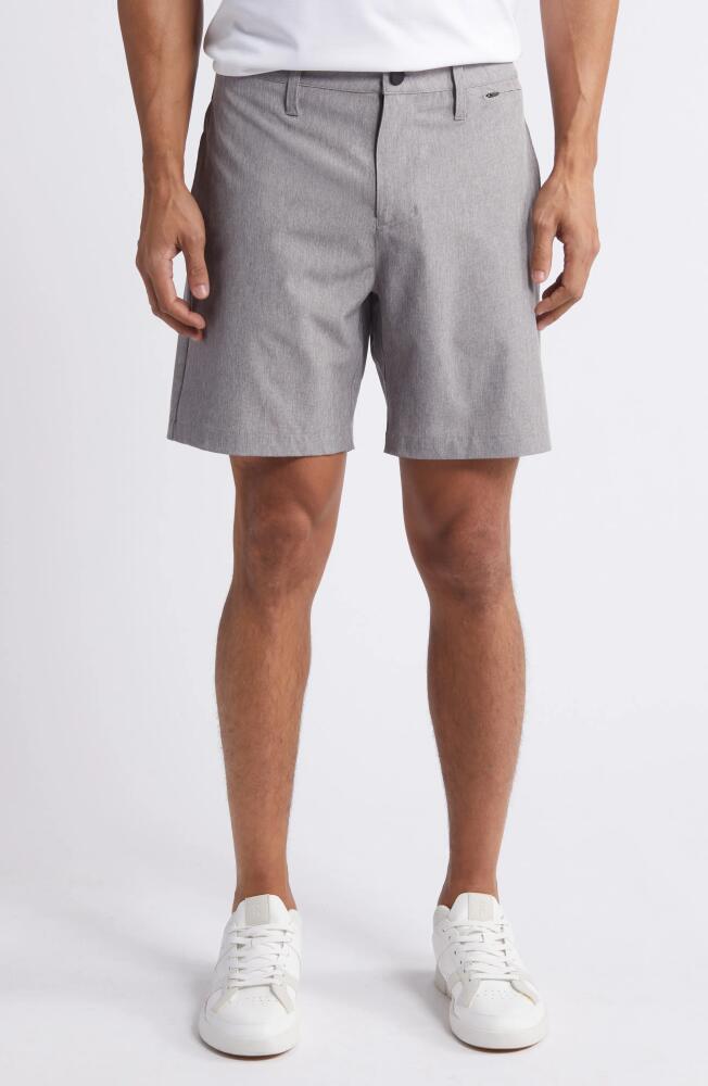 Zella 7-Inch Flat Front Stretch Chambray Shorts in Grey December Cover