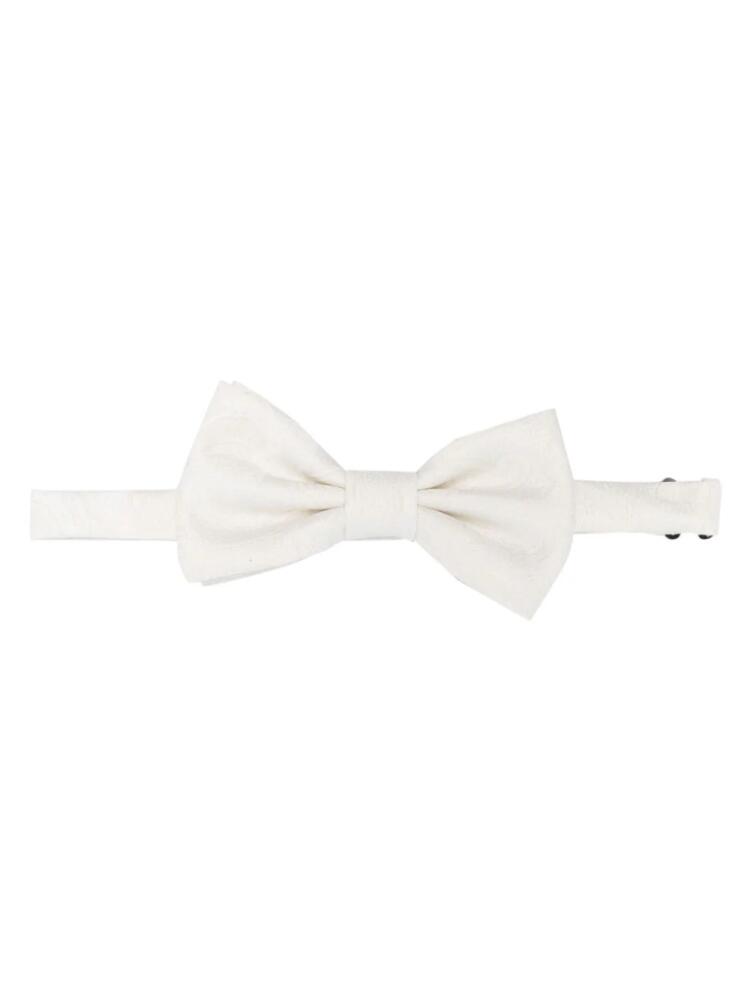 Lady Anne patterned-jacquard bow tie - White Cover