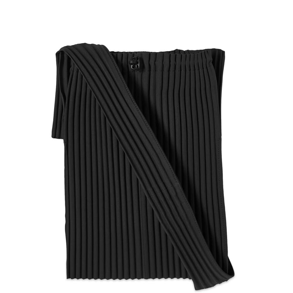 Homme Plissé Issey Miyake Men's Pocket Crossbody in Black Cover