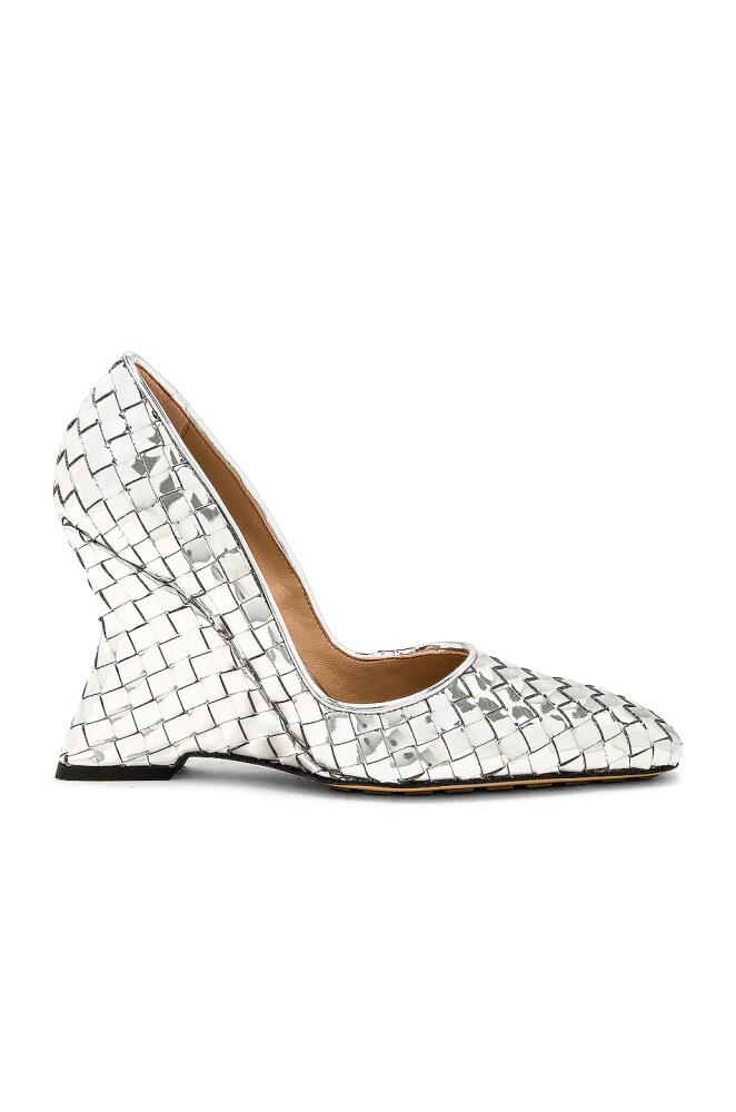 Bottega Veneta Comet Slip On Pump in Metallic Silver Cover