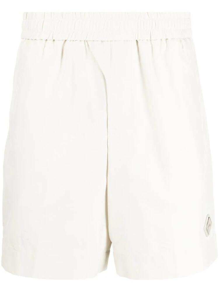 A-COLD-WALL* logo-plaque elasticated-waist Bermuda shorts - Neutrals Cover