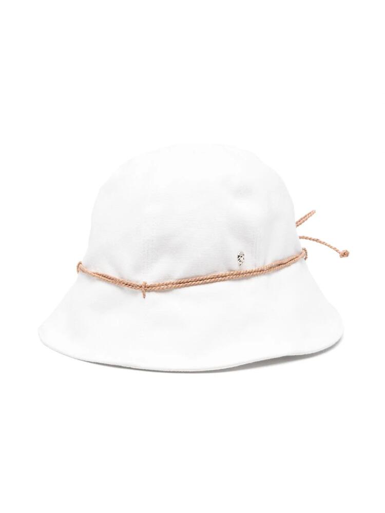 Helen Kaminski logo-charm cotton bucket hat - White Cover