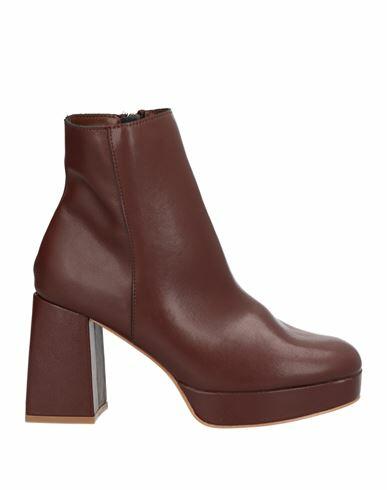 Francesco Milano Woman Ankle boots Brown Soft Leather Cover