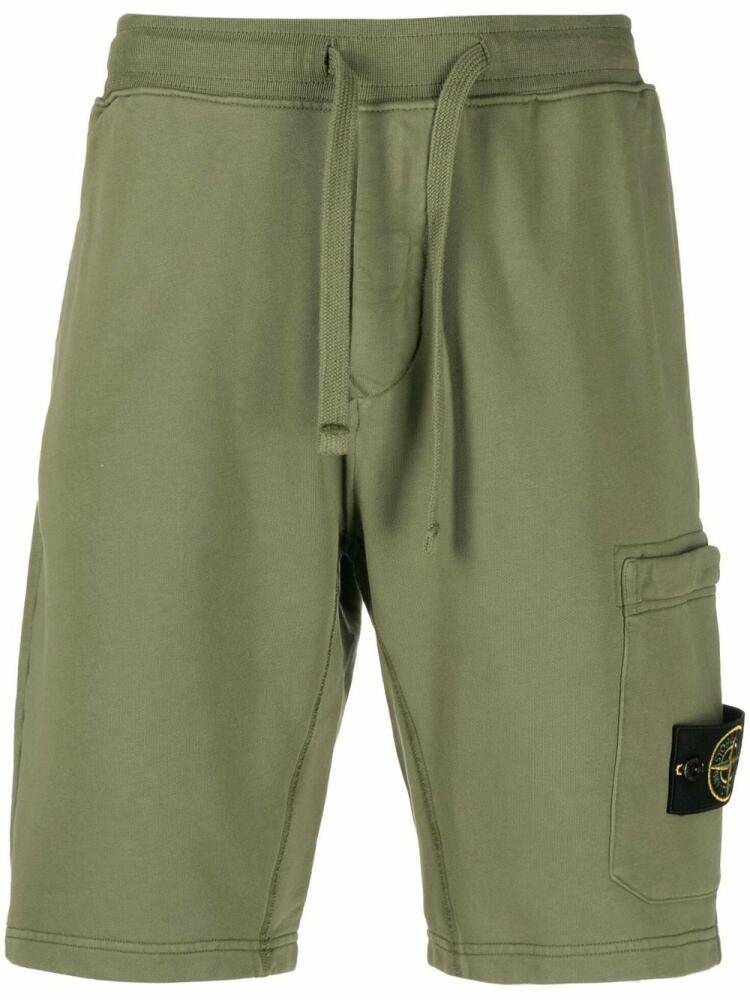 Stone Island logo-patch track shorts - Green Cover