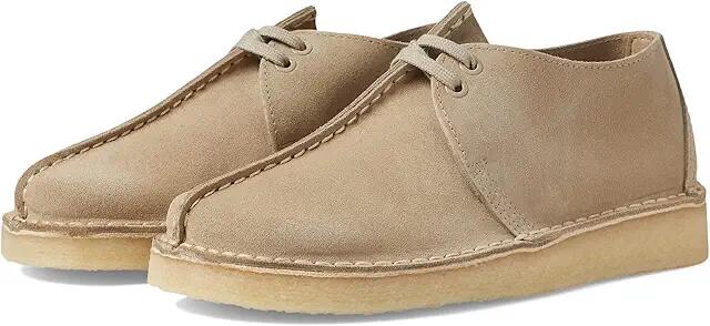 Clarks Desert Trek (Sand Suede) Women's Shoes Cover