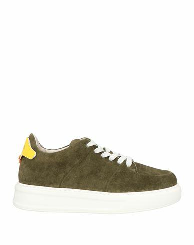 Barracuda Man Sneakers Military green Leather Cover