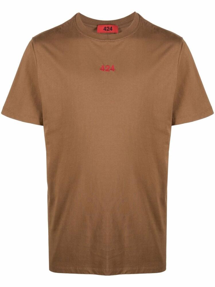 424 logo crew-neck T-shirt - Brown Cover