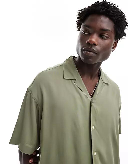 ADPT oversized revere collar shirt in khaki-Green Cover