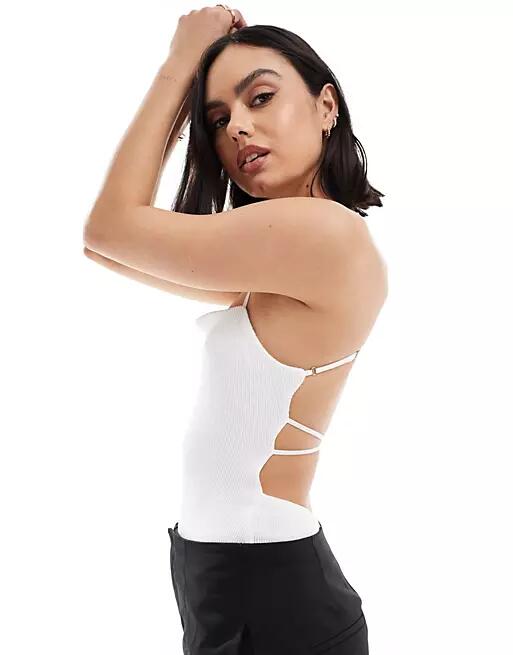 Bershka straight neck crinkle bodysuit in white Cover