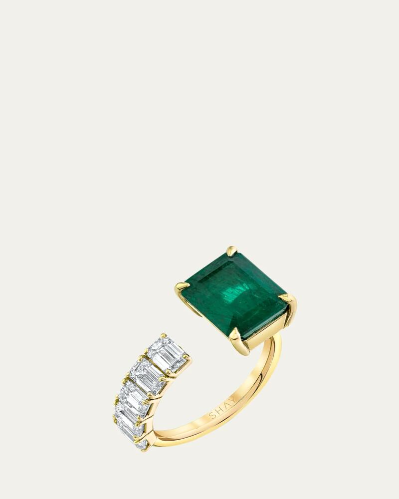 SHAY 18K Yellow Gold Floating Emerald and Diamond Ring Cover