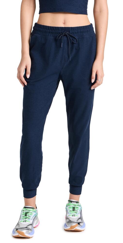 Beyond Yoga Spacedye Commuter Midi Joggers Nocturnal Navy Cover