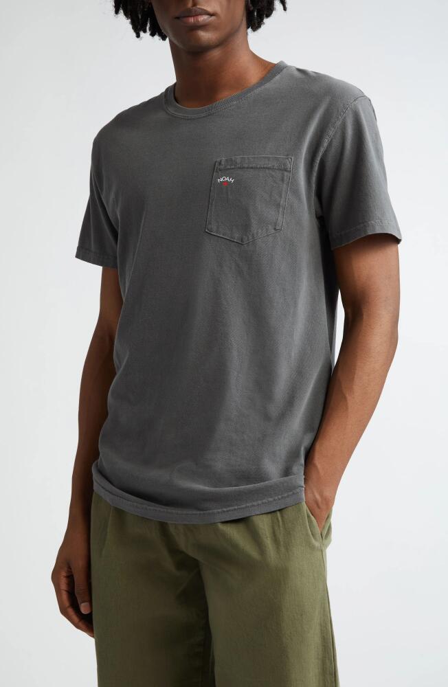 Noah Core Logo Cotton Pocket T-Shirt in Pepper Cover