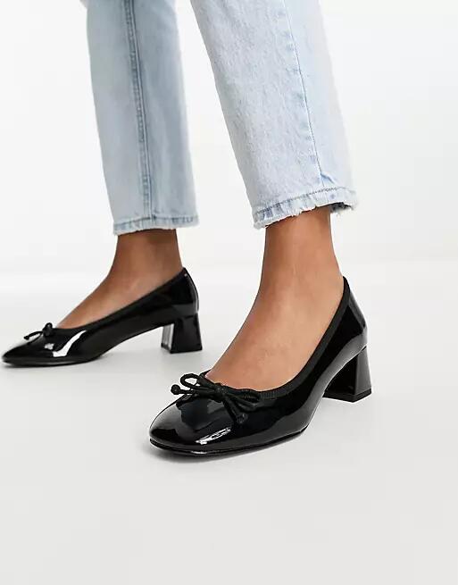 ASOS DESIGN Steffie bow detail mid block heeled shoes in black Cover