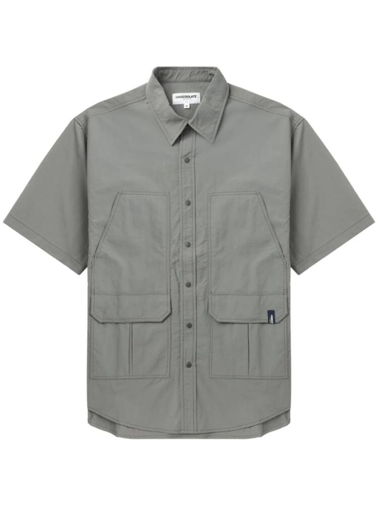 CHOCOOLATE logo-patch short-sleeves shirt - Grey Cover