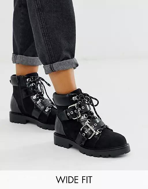 ASOS DESIGN Wide Fit Avenue hiker boots in black Cover