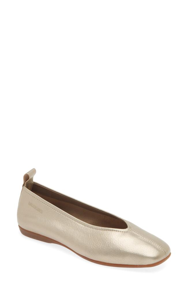 Wonders Ballet Flat in Soft Gold Metallic Cover