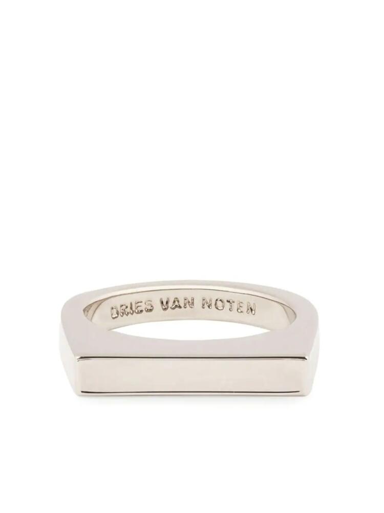 DRIES VAN NOTEN logo-engraved signet ring - Silver Cover