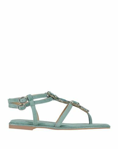 Alma En Pena. Woman Thong sandal Turquoise Leather Cover