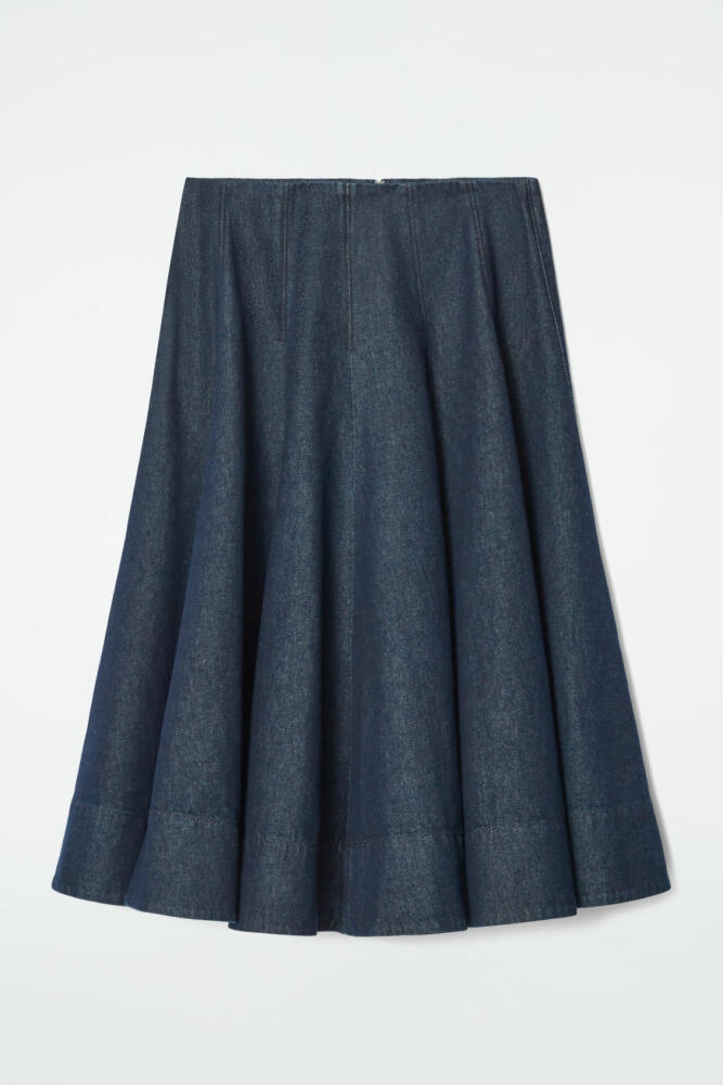 COS VOLUMINOUS PLEATED DENIM MIDI SKIRT Cover