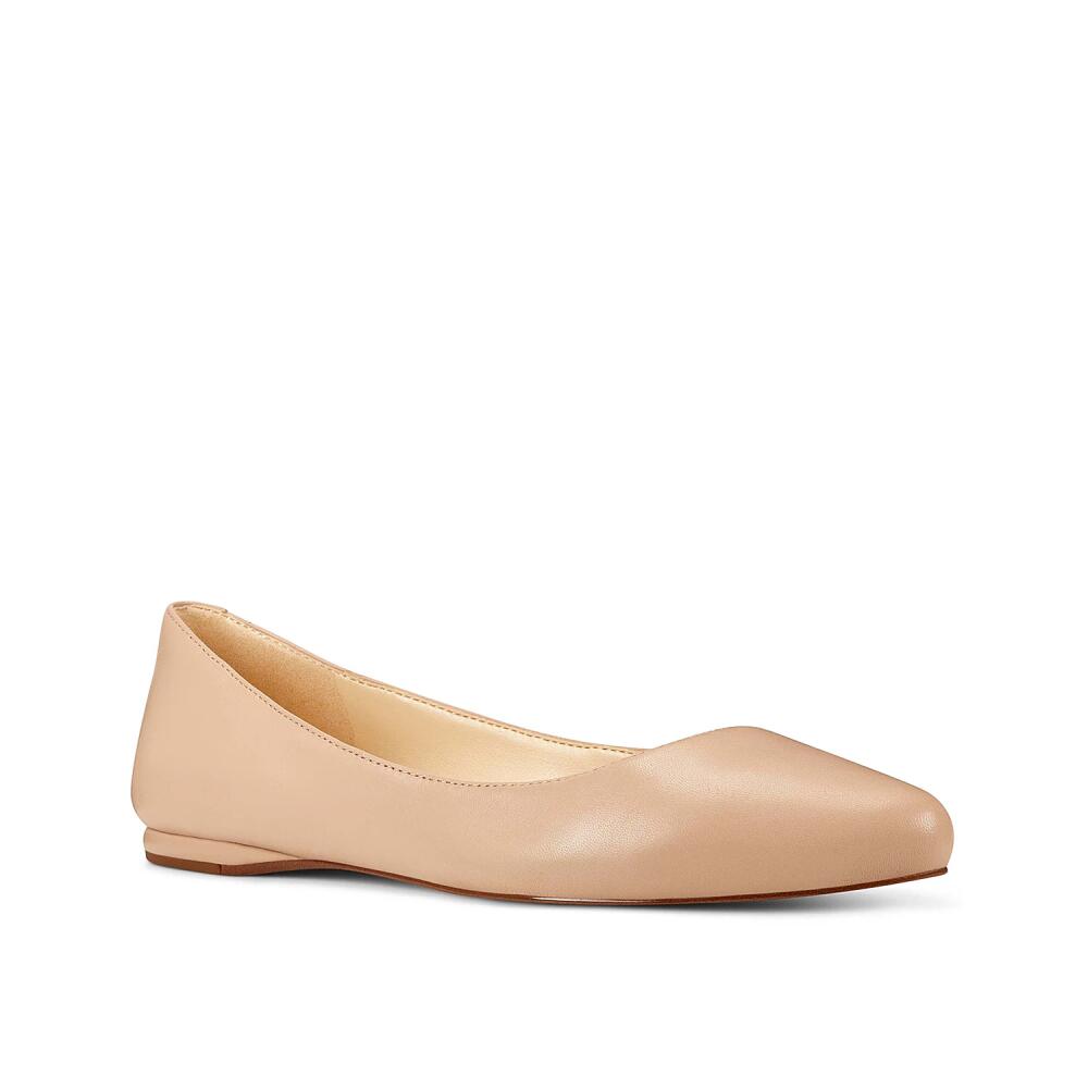 Nine West Speakup Ballet Flat | Women's | Beige Leather Cover