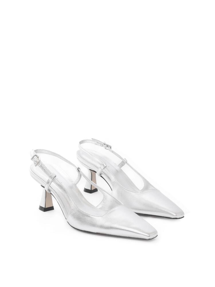 Maguire Bahia Pump in Metallic Silver Cover