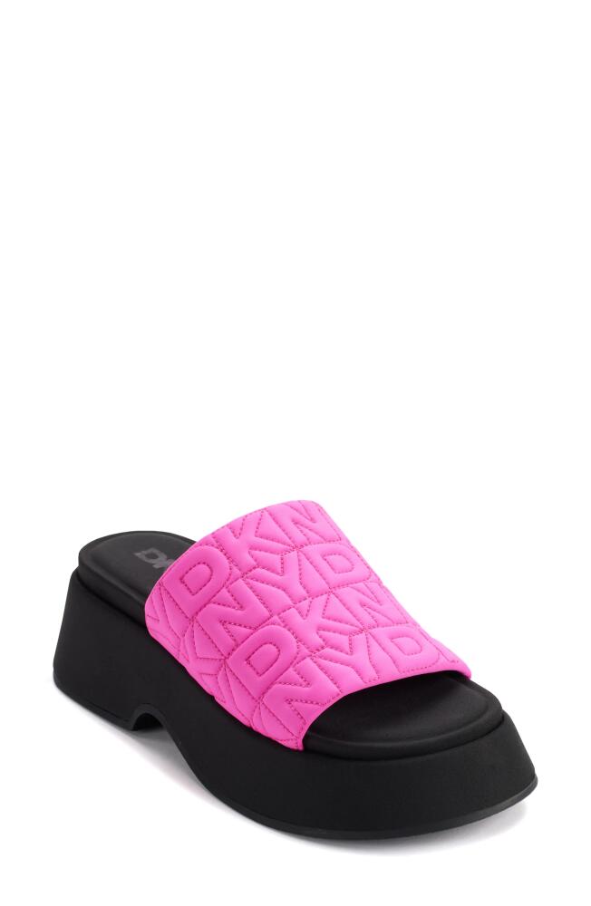 DKNY Logo Quilt Platform Sandal in Shckng Pnk Cover