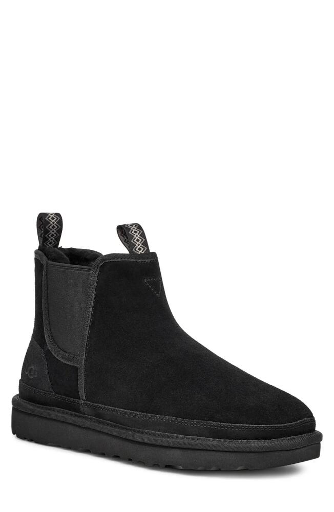 UGG(r) Neumel Chelsea Boot in Black Cover