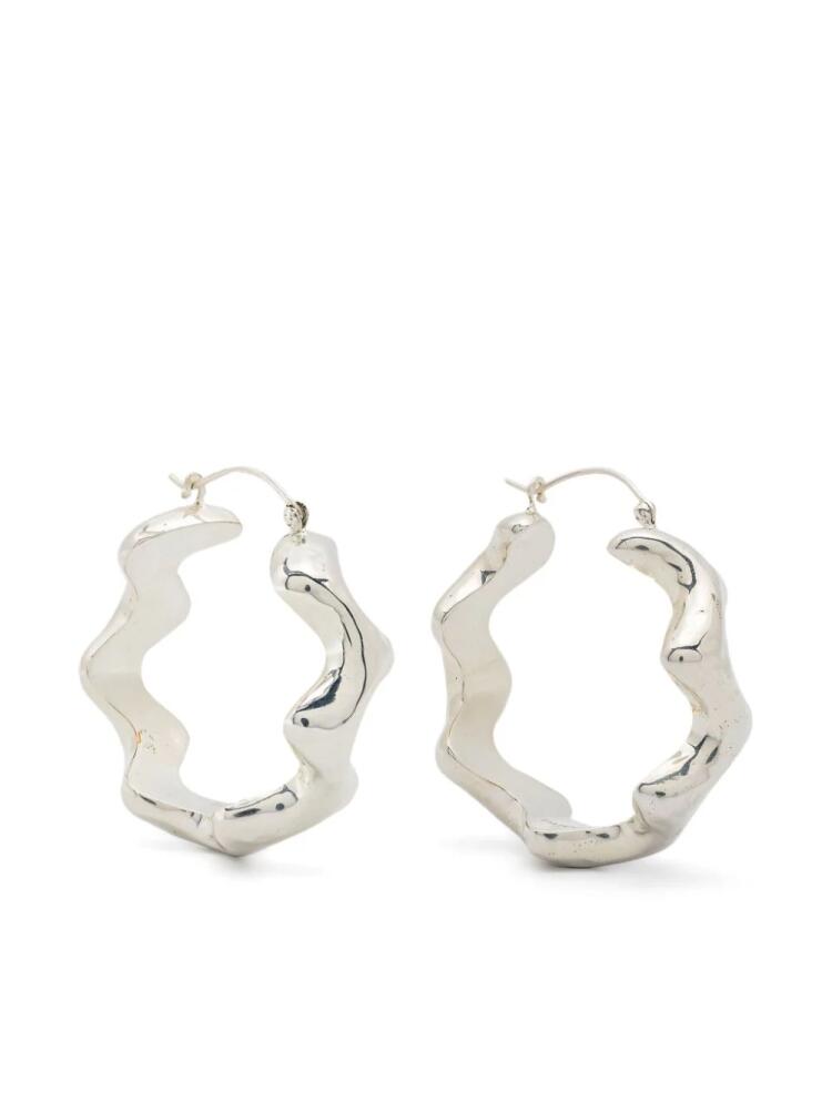 Patou sculpted hoop earrings - Silver Cover