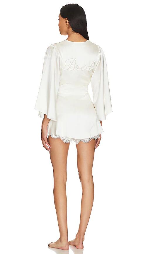 fleur du mal Embroidered Angel Sleeve Robe in White Cover