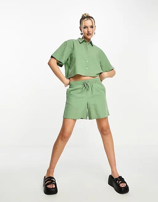 JJXX linen shorts in khaki - part of a set-Green Cover