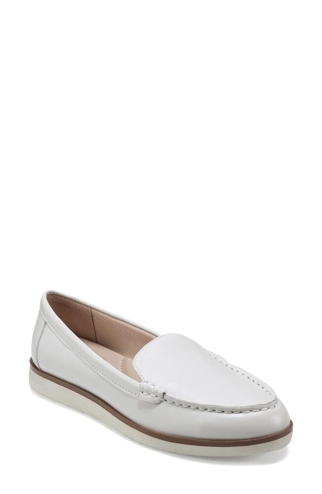 Easy Spirit Shutter Loafer - Wide Width Available in Ivory 150 Cover