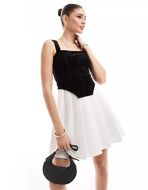 Extro & Vert corset contrast midi dress with pleated skirt in monochrome-Black Cover