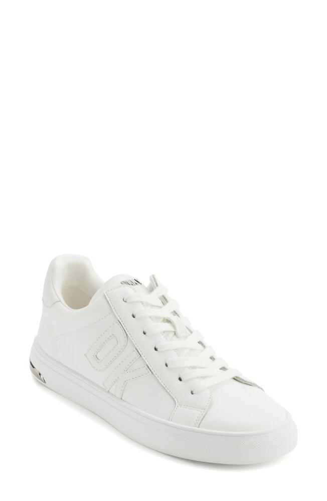 DKNY Classic Sneaker in Brt White Cover