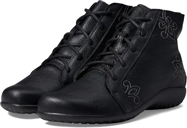 Naot Manga (Soft Black Leather) Women's Shoes Cover