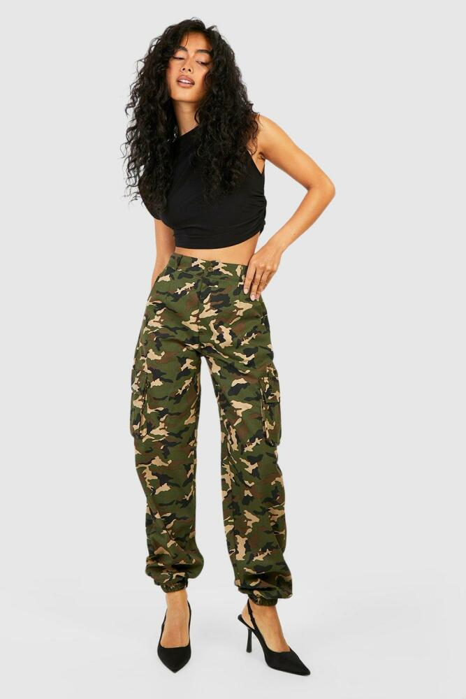 boohoo Womens High Waisted Camo Print Cargo Pants - Green Cover