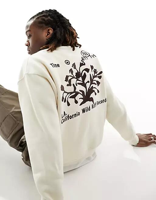 Pull & Bear Cali wildlife backprint sweatshirt in ecru-Neutral Cover