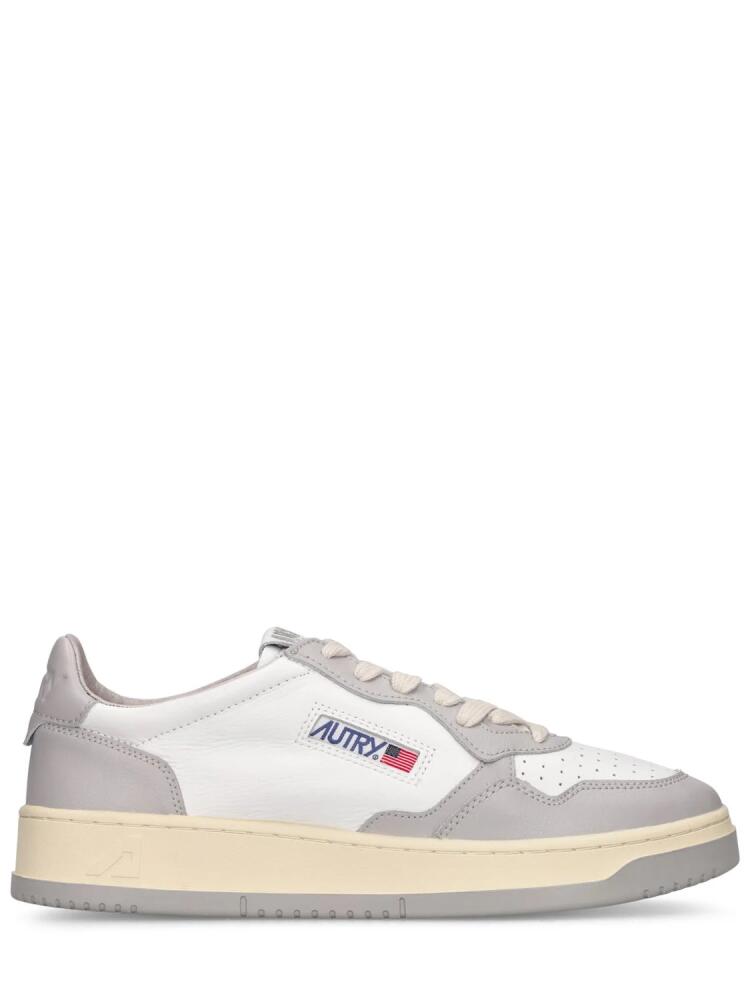 AUTRY Medalist Bicolor Low Sneakers Cover