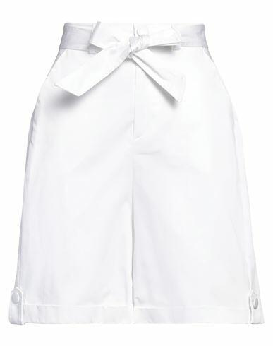 Cristinaeffe Woman Shorts & Bermuda Shorts White Cotton, Elastane Cover