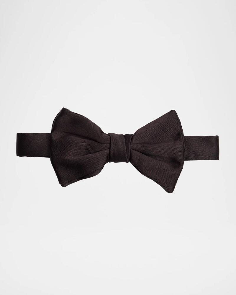 Giorgio Armani Men's Pre-Tied Silk Twill Bow Tie Cover