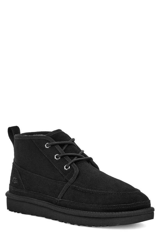 UGG(r) Neumel Boot in Black Cover